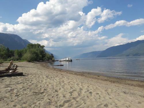 Hostal Serebryanyy Bereg