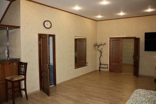 Hostal Guest House On Idarova 16