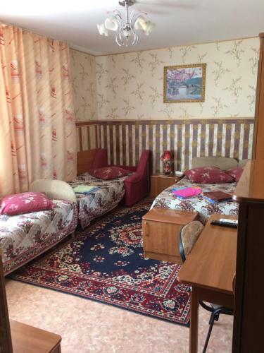 Hostal Nadezhda Guest House