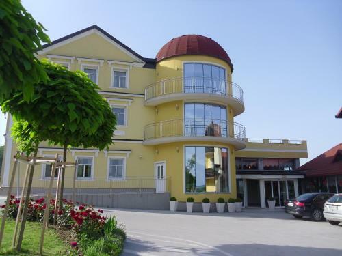 Hostal Gostilna In Preno?i??e Kocjan