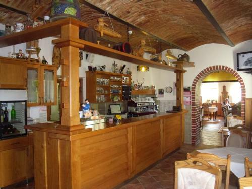 Hostal Gostilna In Preno?i??e Kocjan
