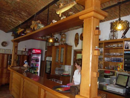 Hostal Gostilna In Preno?i??e Kocjan