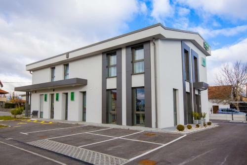 Apartma Gr?e