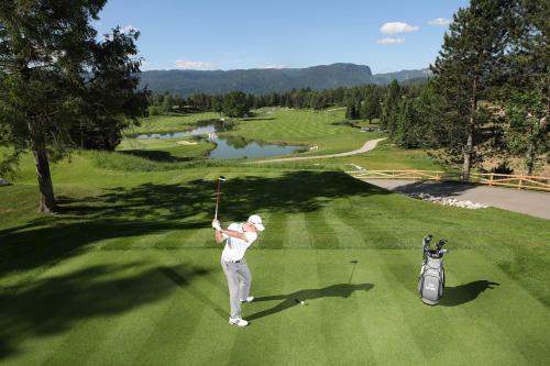 Hotel King's And Lake's House Golf Course Royal Bled