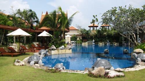 Mae Pim Resort Hotel