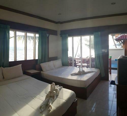 Hostal Mr. Black Resort
