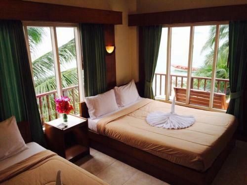 Hostal Mr. Black Resort