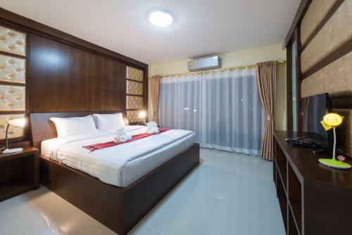 Bees Smile Hotel