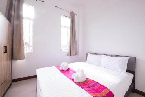 Bees Smile Hotel