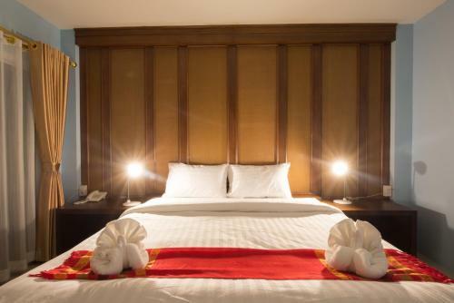 Bees Smile Hotel