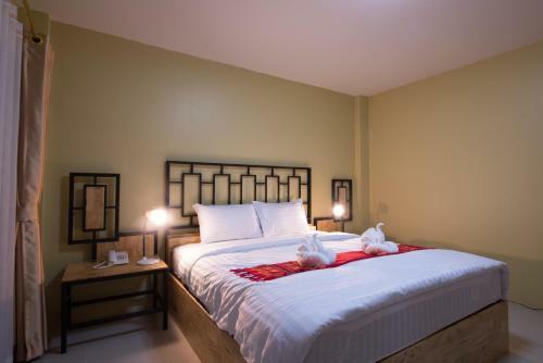Bees Smile Hotel