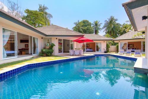 Lipa Talay Neung - 3 Bedroom Beach Side Villa