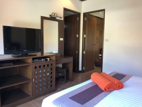 Hotel Kanok Buri Resort And Spa