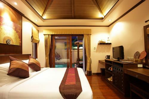 Hotel Kanok Buri Resort And Spa