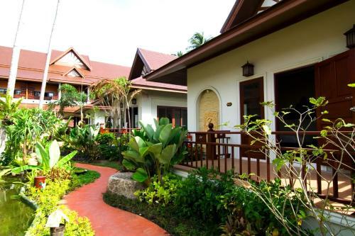 Hotel Kanok Buri Resort And Spa