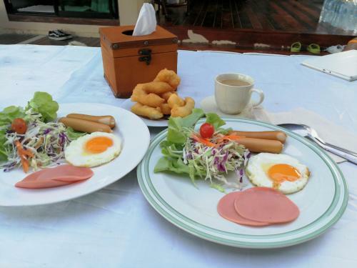Hostal Baan Armon Resort