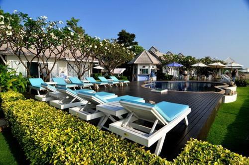 Hotel Blue Sky Resort
