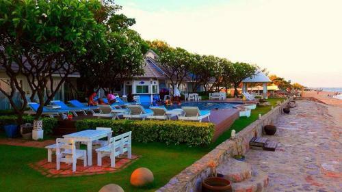 Hotel Blue Sky Resort