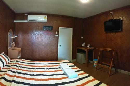 Hostal Aroonsri Thara