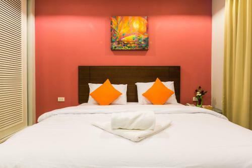 Hostal Till Thong Garden