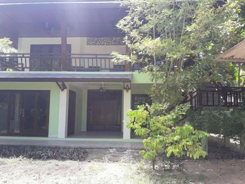 Beach View Holiday House