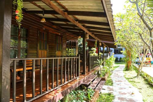 Hotel Home At Chan Resort