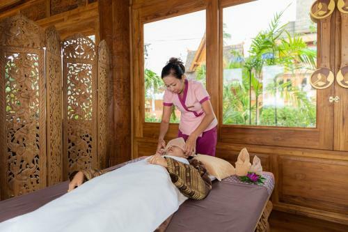 Hotel Santhiya Phuket Natai Resort & Spa