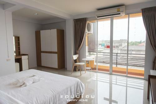Hotel Happy Home
