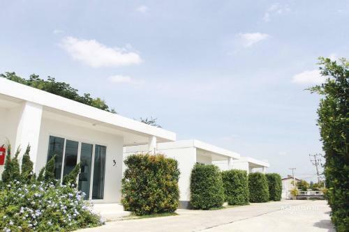 Hotel Baan Charnchol Resort Mahasarakham