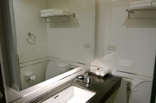 Lertnimit Hotel