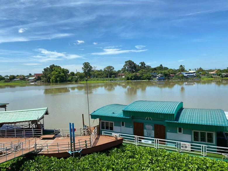 Hotel Suwanna Riverside