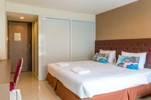 Hotel Villa Pool Lay