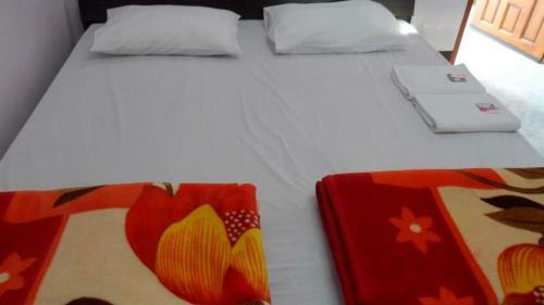 Hostal Puangchompoo Place