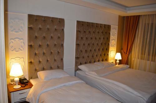 Snowflake Dag Hotel