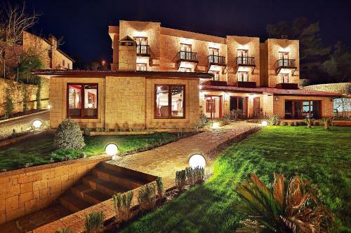 Hotel Ida Tas Konak