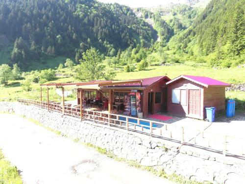Ozturk Apart