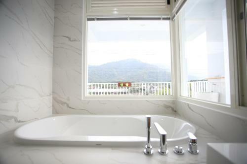 Bed & Breakfast Cloud & Green Private Guest House (b&b)