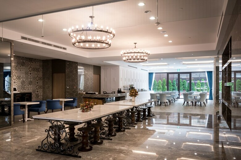 Hua Hotel