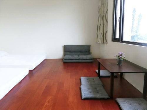 Hostal Migratory Birds Hotel