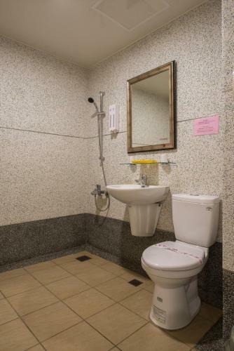 Shanghai Hotel