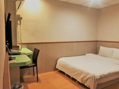 Ying Lun Hotel