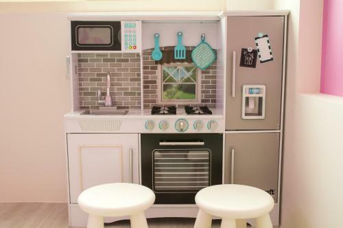 Childlike B&B