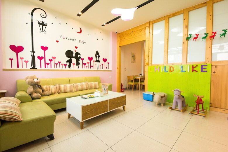 Childlike B&B
