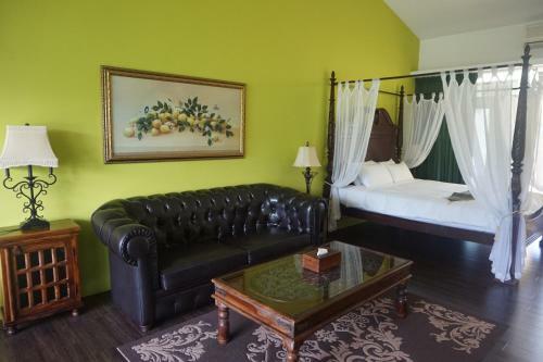 Bed & Breakfast Juhu Farmstay