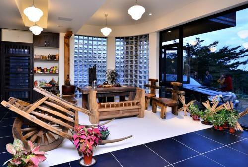 Sunlight Gallery Landscape