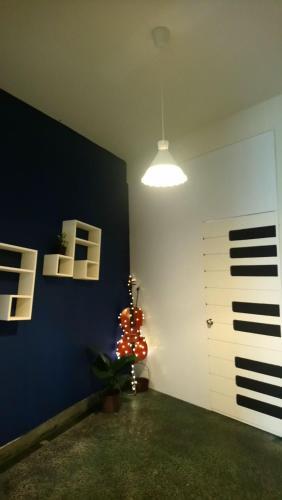 Woods Decor - Guangci St.