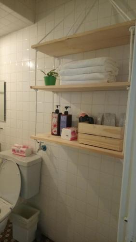 Woods Decor - Guangci St.