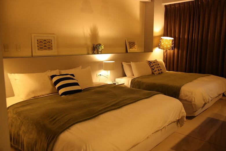 Hostal Huzi Room
