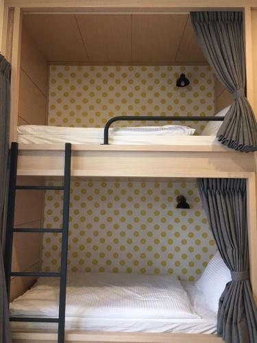 Bed & Breakfast Mini Love