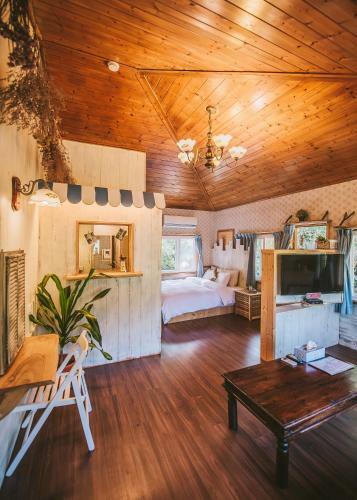 Lodge Olive-tree Village